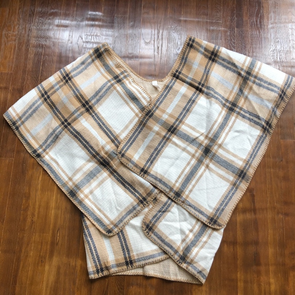 Balance collection reversible poncho